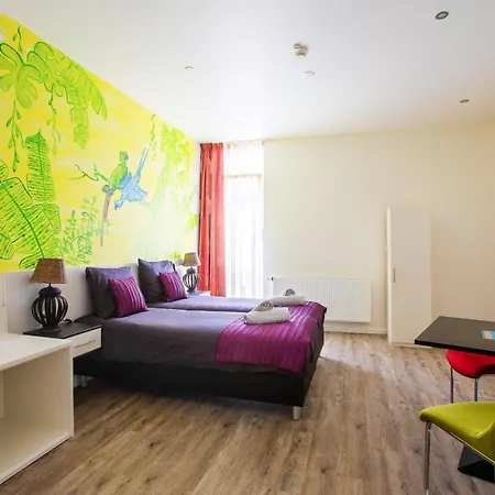 Cuba Libre 3* فِيْلين